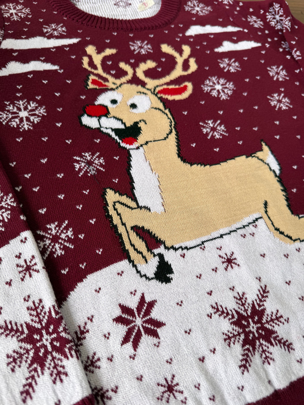 Saco Navideño Tejido Vino Tinto y Blanco Diseño Reno | Soulan Store