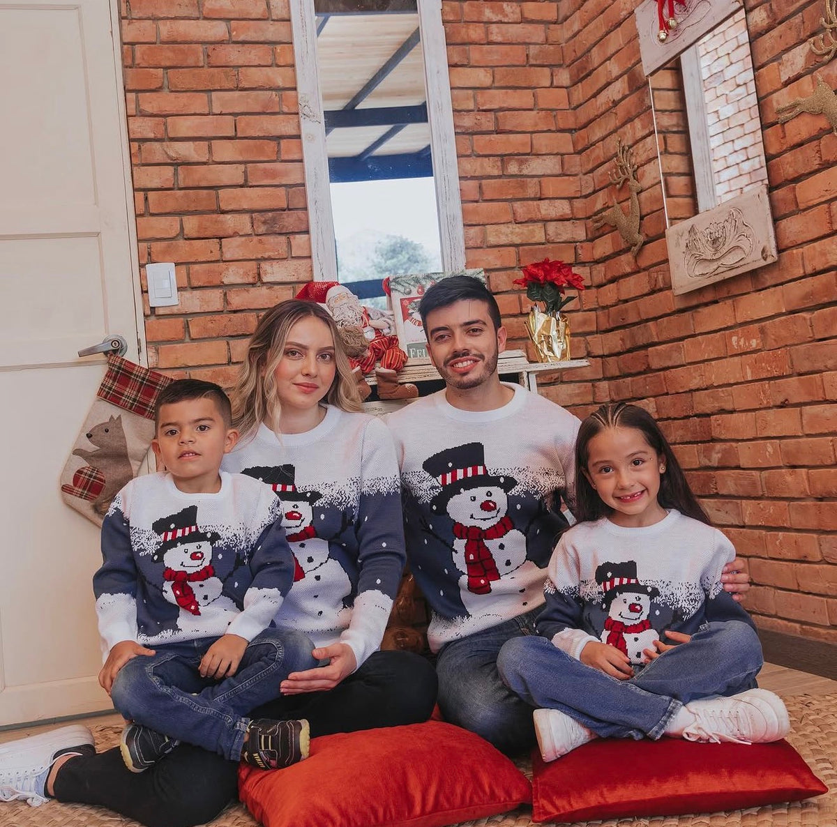 Saco Navideño Blanco y Azul Grisaceo Diseño Muñeco de Nieve Elegante | Soulan Store